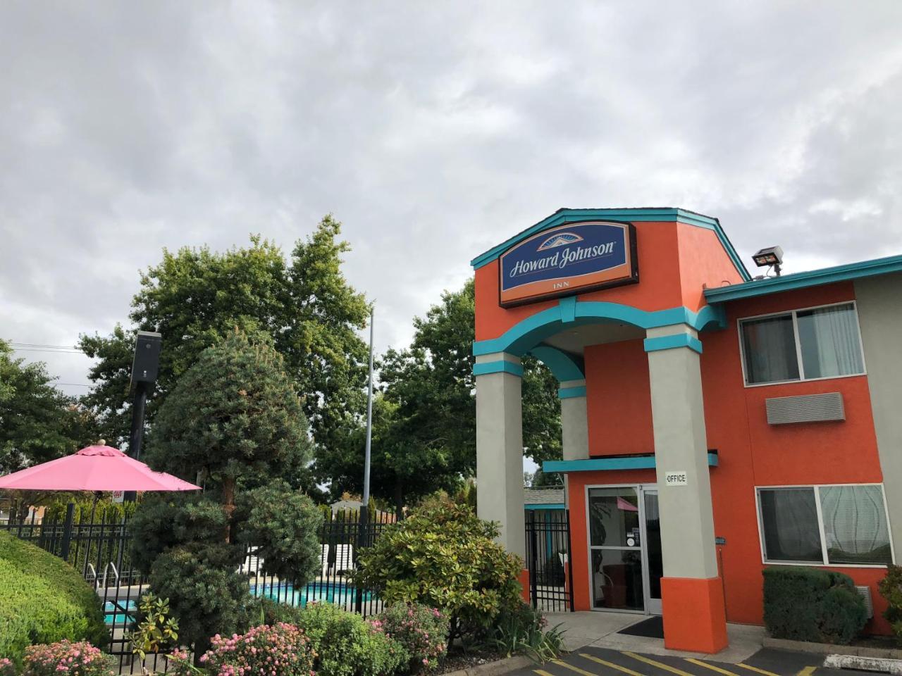 Howard Johnson By Wyndham Salem Kültér fotó