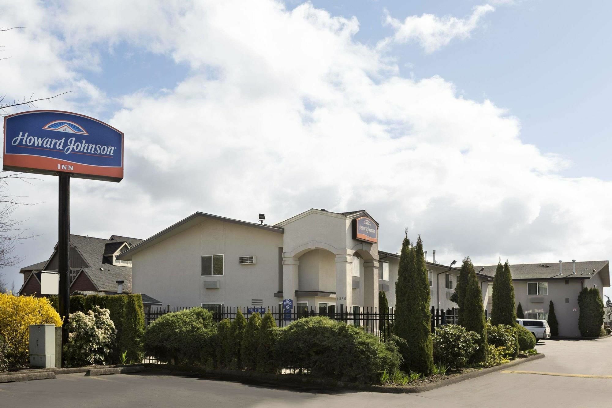 Howard Johnson By Wyndham Salem Kültér fotó